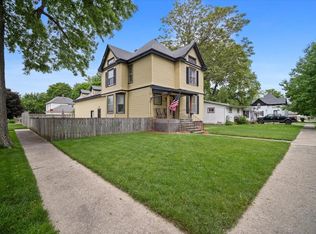 219 W Bennett St, Pontiac, IL 61764