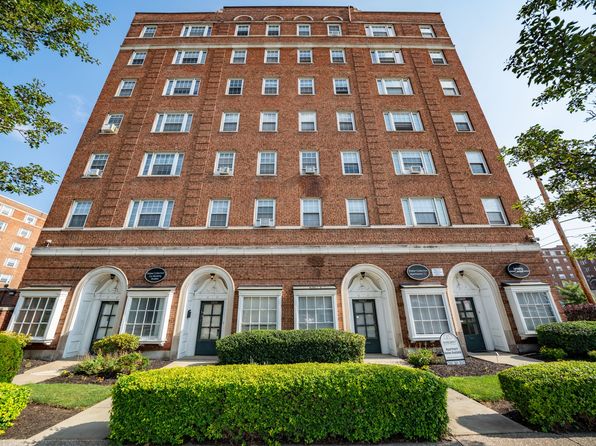 12929 Shaker Blvd #St503