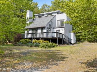 23 Trail Ridge Rd, Albrightsville, PA 18210