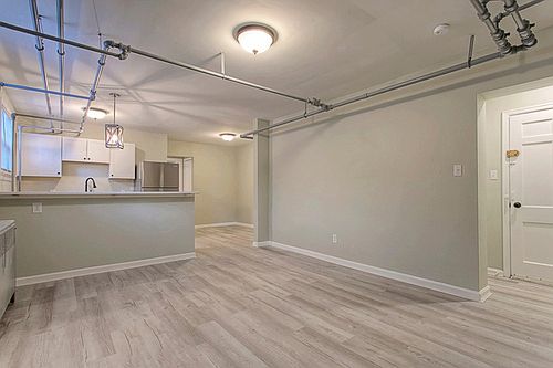 4th image of 3610 Michigan Ave APT 5