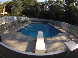 157 Bridies Path, Southampton, NY 11968