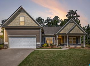 116 Country Side Dr, Calera, AL 35040