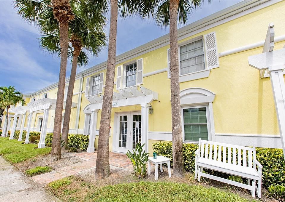 5015 Coquina Key Dr SE Saint Petersburg, FL, 33705 Apartments for