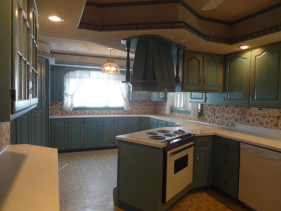 2nd image of 428 N 8th Ave