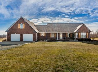 15043 Sulphur Springs Rd, Creal Springs, IL 62922