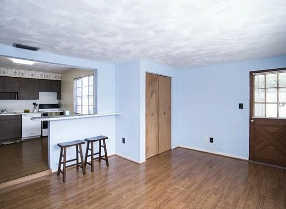 5th image of 5235 46th Ave N
