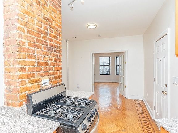 4th image of 1508 Bedford Ave APT 1