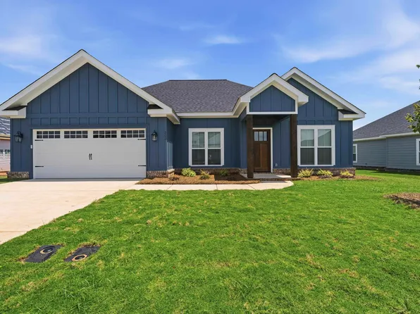 202 Sugar Creek Trl, Perry, GA 31069
