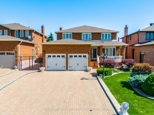 139 Jade Cres, Vaughan, ON L4L 6M1