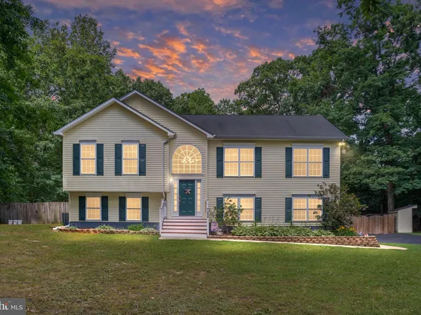 288 Cropp Rd, Fredericksburg, VA 22406