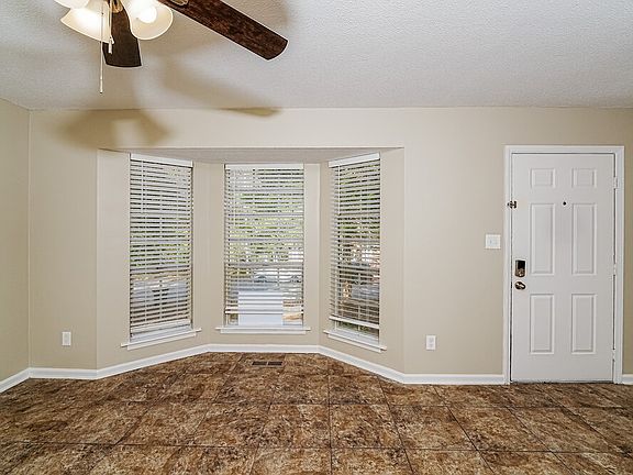 5th image of 1416 Maralyn Dr