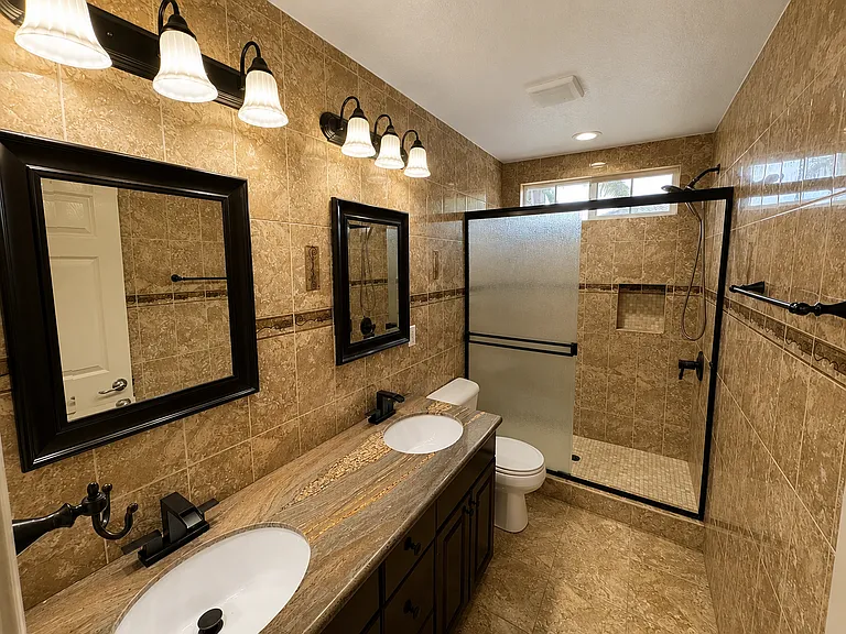 621 Marbella Ct — Photo 28