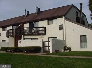 1075 Lancaster Blvd APT 15, Mechanicsburg, PA