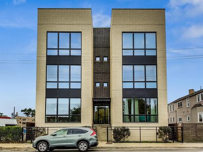 3224 N Elston Ave #2S, Chicago, IL, 60618