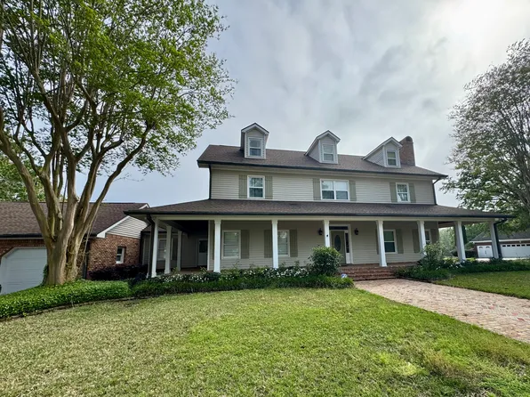 2729 Channel Pl, Biloxi, MS 39531