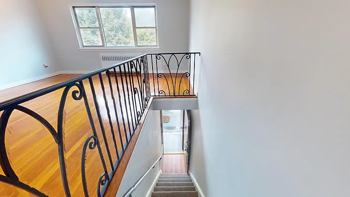 Sold by Metro Garden Realty NYC | media 5