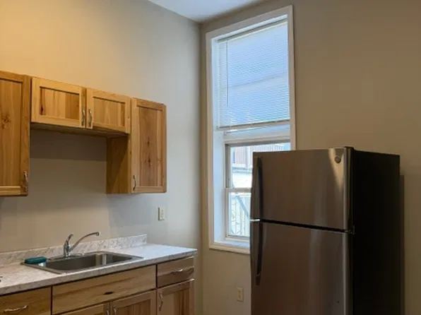 33 N Hanover St #1, Carlisle, PA 17013