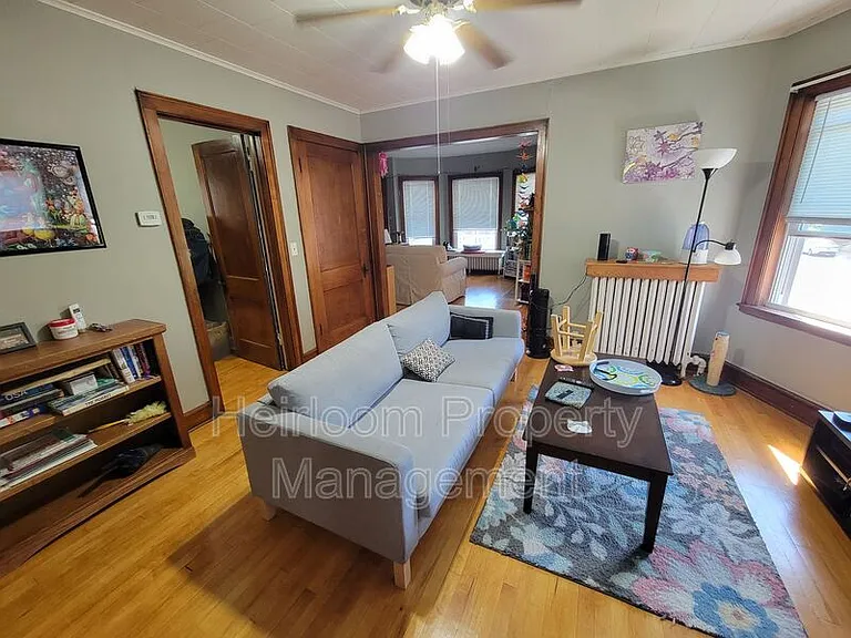 330 N 12th Ave E — Photo 5