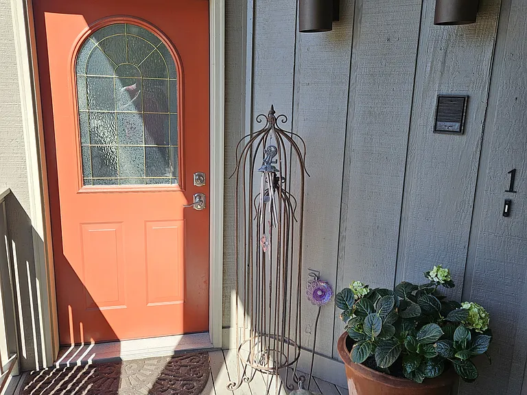 Forest Park Dr — Photo 1