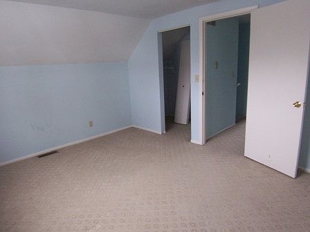2nd image of 1601 Sherwood Dr