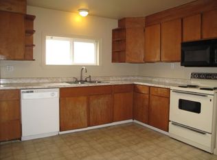 911 N 86th St, Seattle, WA 98103