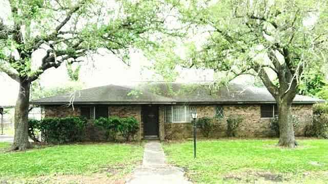 1st image of 1409 Palm Dr