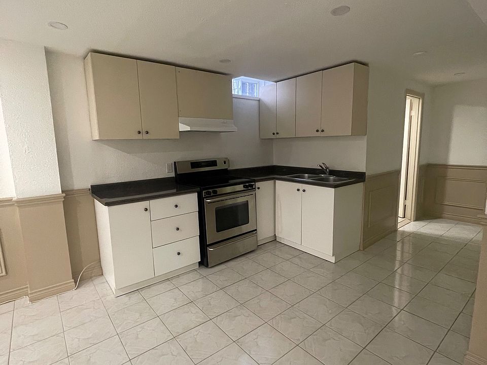 1st image of 34 Jacana St