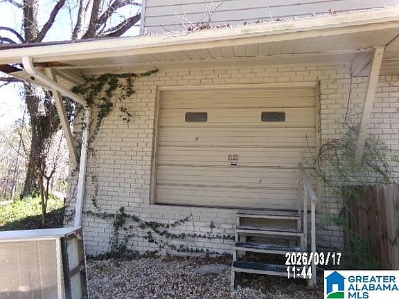 3rd image of 450 Kent Dairy Rd