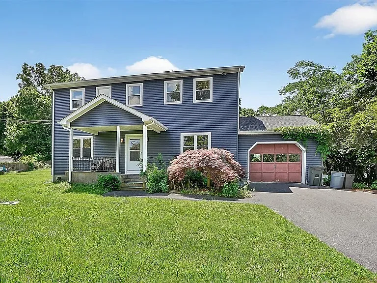 229 Orchard Dr — Photo 1