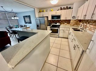 6410 Isla Verde #2, Carolina, PR 00979