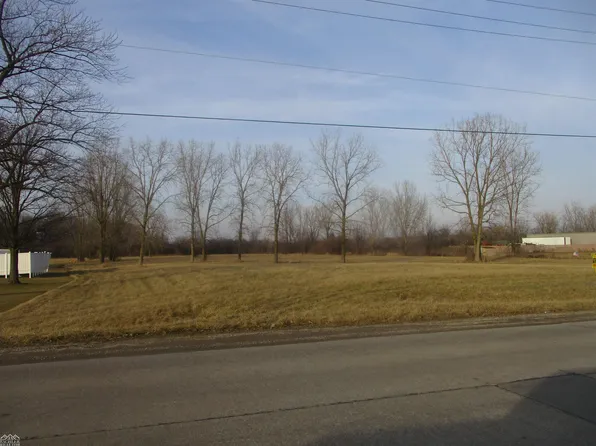 Vacant Degurse, Marine City, MI 48039