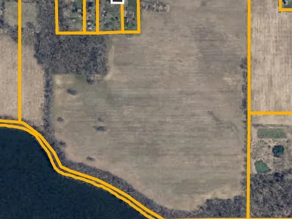 8850 Maple Rd, Lyons, MI 48851