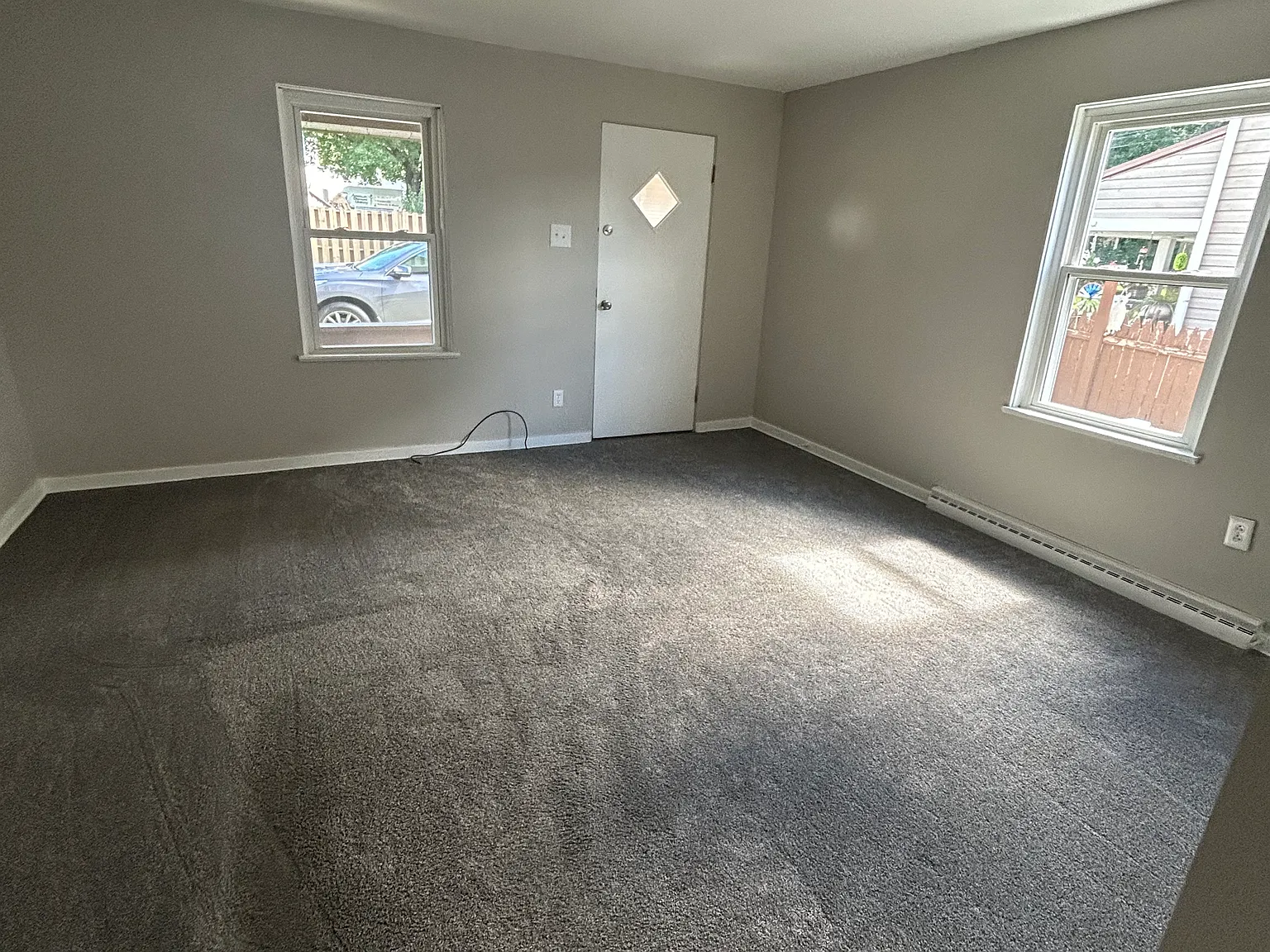 2 bed, $825 — Photo 2