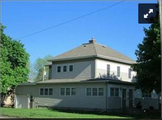 108 S Maple St, Jefferson, IA 50129
