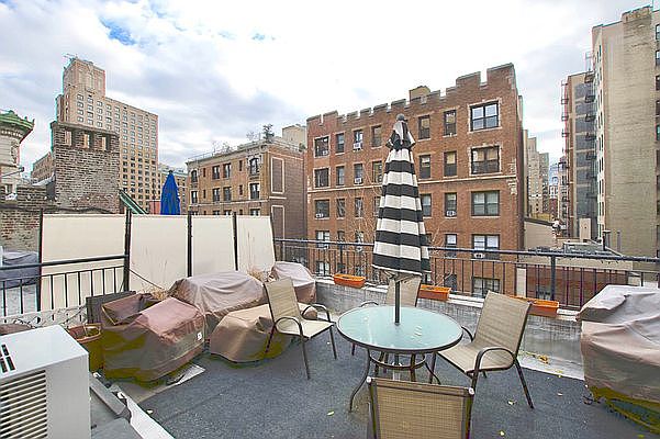 1st image of 255 W 75th St APT 6A