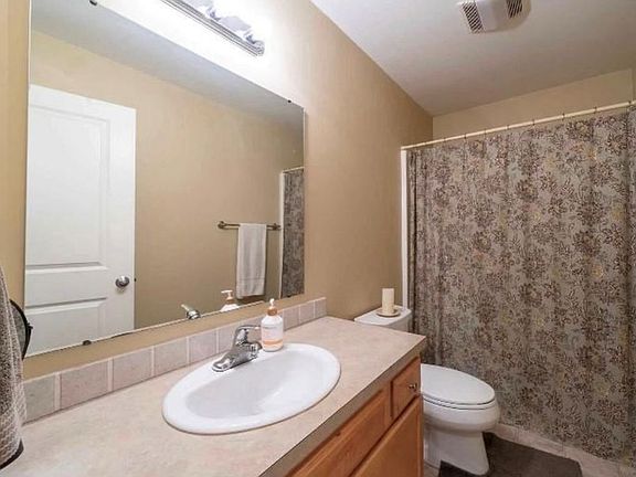 5th image of 2572 60th St SE #2572