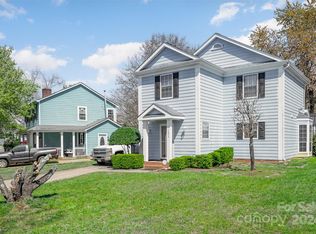 1633 Pamela Lorraine Dr, Charlotte, NC 28213