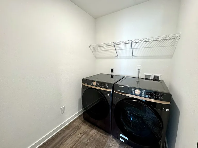 5889 Tyndall Pl — Photo 18