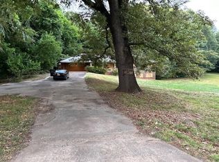 1215 Montreal Rd, Tucker, GA 30084