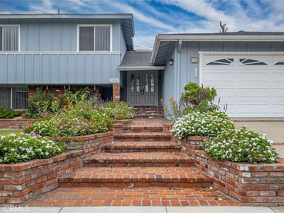 3rd image of 2886 229th St