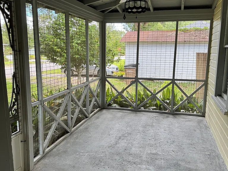 1619 E Mallory St — Photo 26