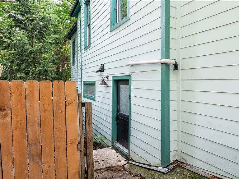 799 Charles Allen Dr NE #4 — Photo 5