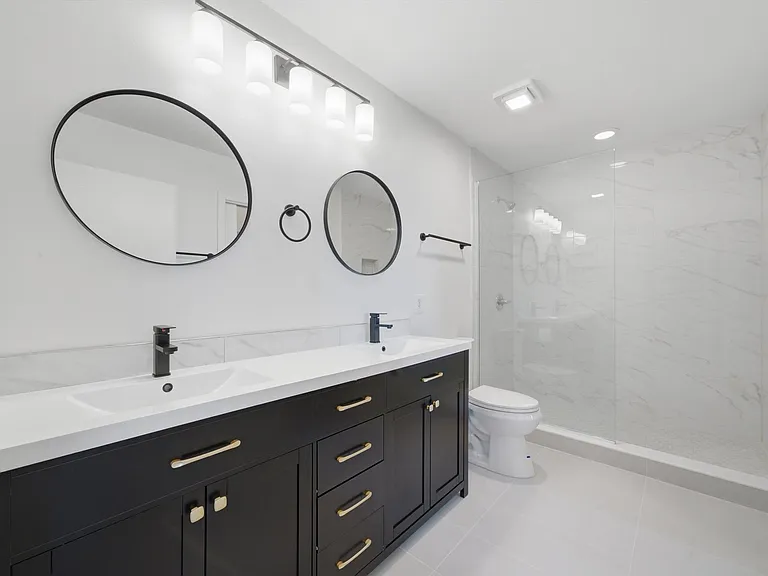 1155 W Madison St #507 — Photo 31