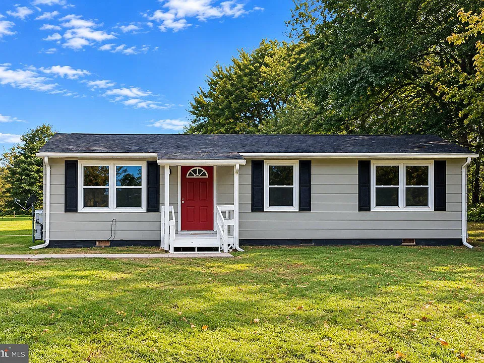 23686 L Rd