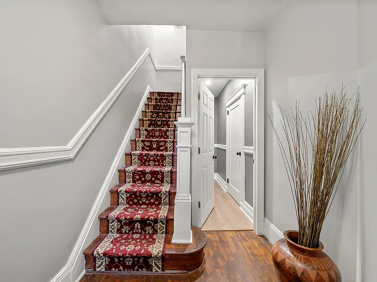170 Cedar St #1 — Photo 12