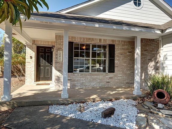 5th image of 202 Bryant Dr