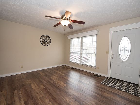 3rd image of 4303 McClellan Ln