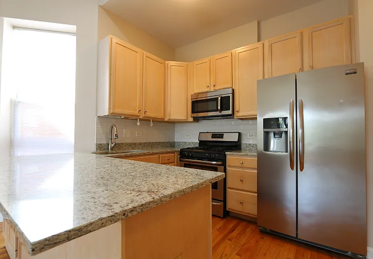 3144 S Prairie Ave #3S — Photo 8
