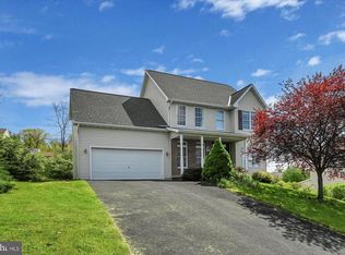 306 Fox Hollow Rd, Pottsville, PA 17901
