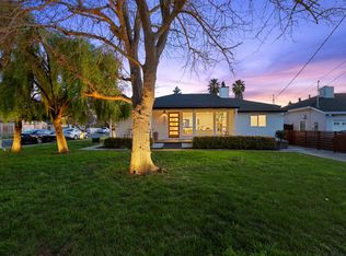 3448 Bay Rd, Redwood City, CA 94063